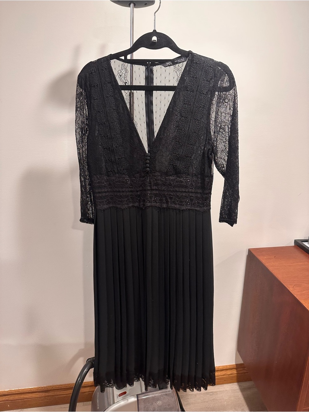 Zara Elegant Black Lace Midi Dress with Pleated Skirt